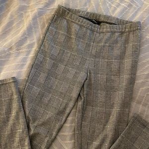 Forever 21 Plaid Leggings 🖤